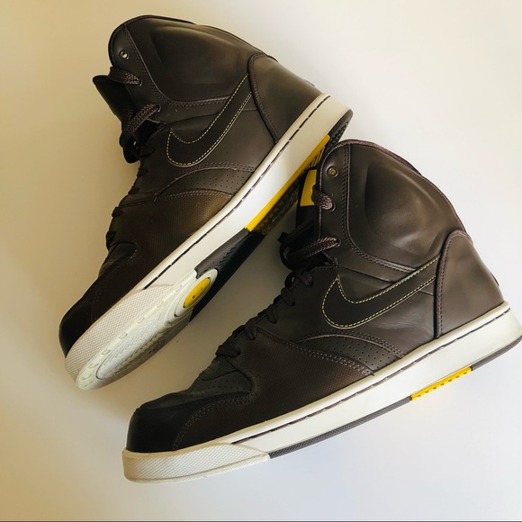 Nike Other - Mens Nike RT1 High - Dark Cinder/White/Varsity Maize - size 11